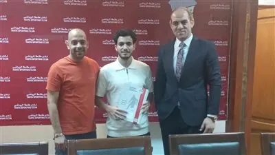 طنطا يتعاقد مع ميدو نبيل لاعب الأهلي وديروط السابق