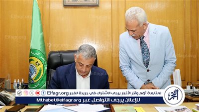 محافظ الإسماعيلية يعتمد درجات تنسيق القبول بالمدارس الثانوية العامة والفنية