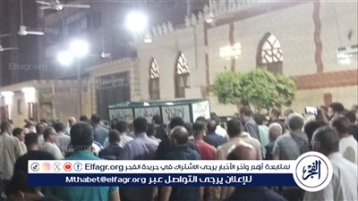 أهالي ميت غمر يشيعون جثمان المهندس محمد طلعت ضحية حريق سنترال رمسيس إلى مثواه الأخير | صور