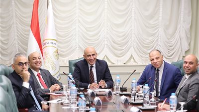 وزير التعليم يناقش ترتيبات ختام امتحانات الثانوية العامة ويوجه بإطلاق حملة توعية حول 