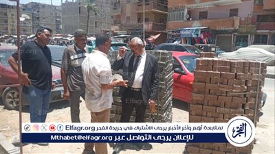 تركيب بلاط الإنترلوك بشوارع مدينة أبوتيج فى أسيوط 