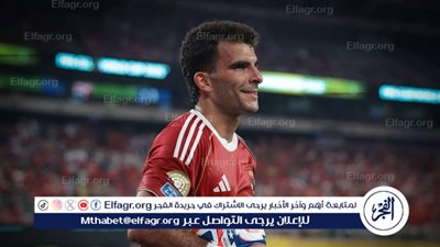 مهاجم الأهلي السابق ينتقد أداء زيزو