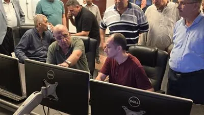 وزير الكهرباء والطاقة المتجددة فى زيارة ميدانية إلى محطة كهرباء الشباب المركبة بمنطقة القصاصين محافظة الإسماعيلية.