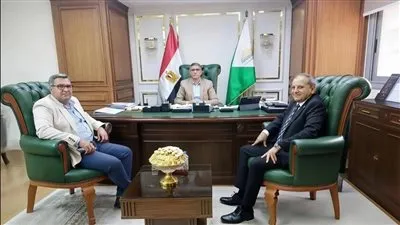 محافظ الجيزة يُشكِّل لجنة بالتعاون مع نقابة المهندسين لمراجعة إجراءات السلامة بالمنشآت الحيوية