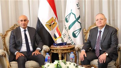 رئيس مجلس الدولة يستقبل وزير التربية والتعليم لتقديم التهنئة له 