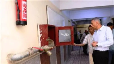 محافظ أسوان يتفقد على منظومة الإطفاء وشبكة الحريق بالوحدة المحلية لمركز ومدينة أسوان