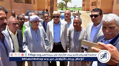 محافظ الأقصر يتفقد عمارات الزينيه ويوجه بسرعة استكمال المرافق وتسليم الوحدات