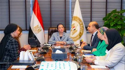 وزيرة البيئة تبحث مع ممثلى المبادرة توسيع انتشار مشروع 