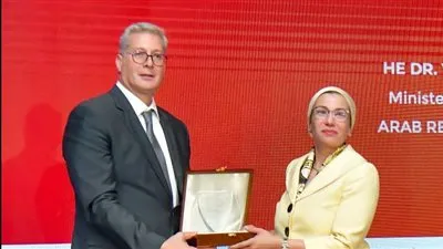 وزيرة البيئة تشارك في النسخة الرابعة من منتدى مصر للتعدين