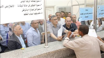 محافظ الجيزة يتفقد مركز الصف ويشدد على سرعة حل الشكاوى