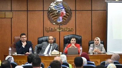 نائب وزير الصحة تبحث مع ممثلي القطاع الطبي الخاص بـ«المنيا» تقليل معدلات الولادات القيصرية غير المبررة