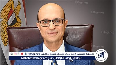  المنشاوي يهنئ اثنين من أساتذة جامعة أسيوط لاختيارهما أمناءً بالمجالس النوعية التخصصية بأكاديمية البحث العلمي