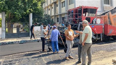 بتمويل من المجتمع المدني.. رصف وتطوير الطرق الداخلية بمستشفى قنا العام برعاية “الديب”