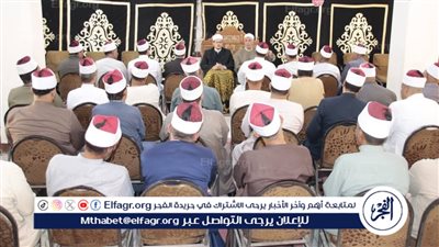 مدير أوقاف الفيوم يجتمع بالمفتشين لمتابعة الأداء الدعوي والالتزام بالخطبة الموحدة