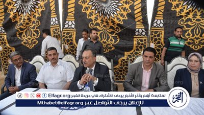 محافظ أسيوط يعقد اجتماعا مع قرية مير الجديدة بمركز القوصية اليوم 