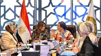 منال عوض ود.ياسمين فؤاد تباشران إجراءات تسليم وتسلم ملفات وزارة البيئة