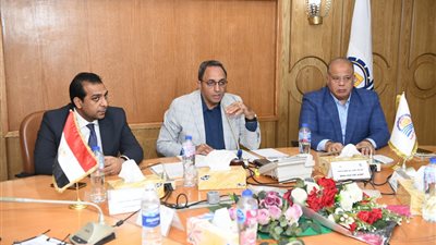 قنا تكثف استعداداتها لانتخابات مجلس الشيوخ بخطط محكمة لضمان نزاهة وسلاسة العملية الانتخابية