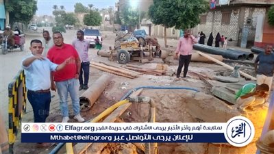 صور.. رئيس مدينة البياضيه بالأقصر يتابع أعمال التطوير وإضاءة منطقة أسفل كوبري البغدادي