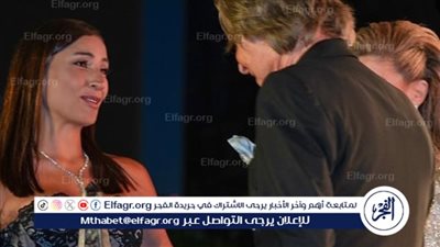 دينا الشربيني تتألق في بيفرلي هيلز.. وتُكرَّم كأيقونة عربية ناجحة