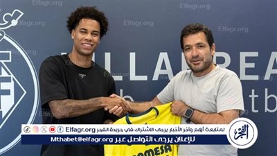 الكندي بوكانان إلى فياريال لمدة 5 سنوات