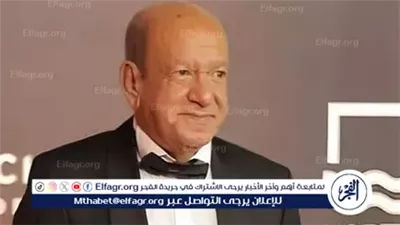 بالورود البيضاء.. كنيسة مارمرقس تستقبل جثمان لطفي لبيب