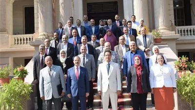 رئيس جامعة بنها: إنشاء مركز بيانات للجامعة بمبنى المعامل المركزية بكفر سعد