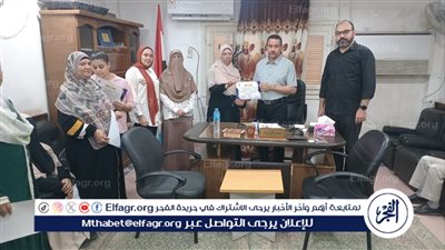 «صحة ديروط» تكرم الأطقم الطبية في الوحدات