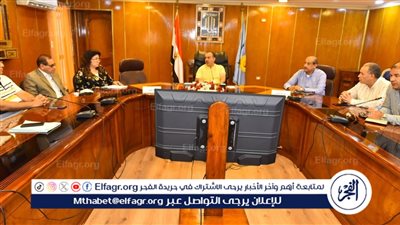 محافظ أسيوط يعلن عن إطلاق تكتلين اقتصاديين جديدين فى مجالى تربية الحمام البلدي وعسل النحل بالمحافظة 