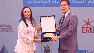 رئيس جامعة بنها يشهد ختام فعاليات قمة 