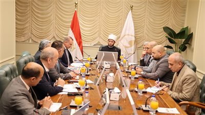 وزير الأوقاف يستقبل رئيسي صندوق التنمية الحضرية وهيئة الأوقاف