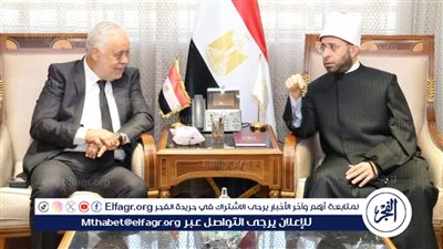 وزير الأوقاف يستقبل نقيب المهن التمثيلية لبحث التعاون في دعم الدراما الدينية والأنشطة الثقافية