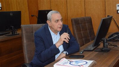 محافظ الغربية يتابع انتخابات الشيوخ من مركز سيطرة الشبكة الوطنية منذ فتح اللجان