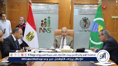 من داخل مركز السيطرة.. محافظ المنيا يتابع انطلاق التصويت في انتخابات مجلس الشيوخ 2025 