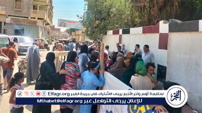 في الساعات الأولى من صباح اليوم.. مشاهد من أمام لجان طامية خلال انطلاق انتخابات مجلس الشيوخ بالفيوم