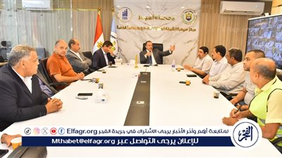 محافظ أسيوط يتابع غلق لجان الشيوخ من غرفة العمليات المركزية