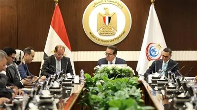 “عبدالغفار” يترأس اجتماعًا لمتابعة موقف ملف المساهمة التكافلية بمنظومة التأمين الصحي الشامل