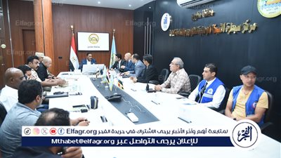 محافظ مطروح يتابع إنتظام سير العملية الانتخابية في يومها الثاني 