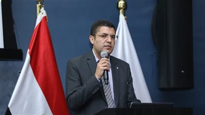 مدير مركز الأزهر العالمي للفلك: المركز 