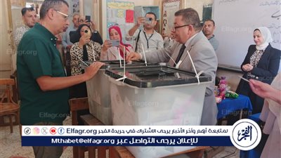 عميد حقوق أسيوط يدلى بصوته فى انتخابات مجلس الشيوخ 