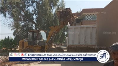 حملات مكبرة لتطهير الترع والمصارف بمركزي ديروط والقوصية بأسيوط 