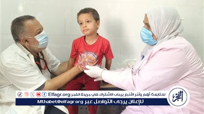 ضمن “حياة كريمة” قافلة تقدم خدماتها الطبية لـ1296 مواطنًا بقرية نزلة العمودين بسمالوط