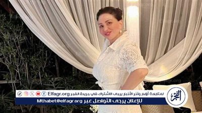 إلهام شاهين تتألق بإطلالة صيفية تخطف الأبصار في الساحل الشمالي
