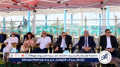 محافظ الإسماعيلية ورئيس هيئة قناة السويس يشهدان بدء محاولة القبطان ولاء حافظ لتحقيق رقم قياسي جديد في الغطس 
