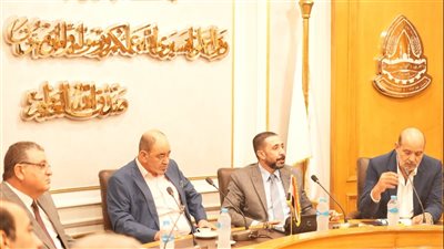 الشعبة العامة للمستلزمات الطبية:انفراجة فى أزمة الديون المتراكمة للشركات لدى هيئة الشراء الموحد