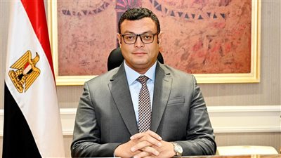 وزير الإسكان يتفقد مشروع إنشاء محطة لتحلية المياه وكومباوند مزارين بمدينة العلمين الجديدة