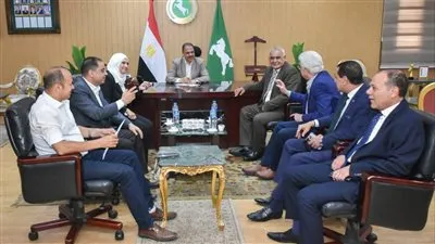 محافظ الشرقية يلتقي نواب البرلمان لإستعراض وحل مشاكل دوائرهم 