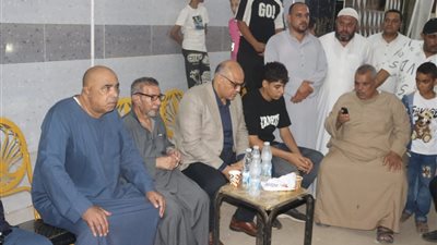 محافظ القليوبية يقدم واجب العزاء لأسر ضحايا حريق القناطر الخيرية