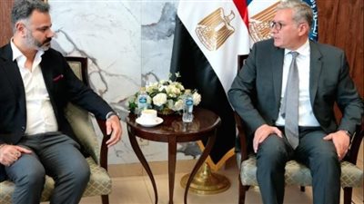 وزير البترول يلتقي الرئيس التنفيذي لشركة IRH الإماراتية لبحث التعاون