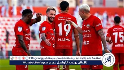 شباب الأهلي والشارقة يدشنان موسمهما بانتصارين مستحقين