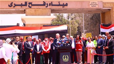 من أمام معبر رفح.. وزيرة التضامن الاجتماعي تطلق نداءً إنسانيًا لإدخال المساعدات لغزة